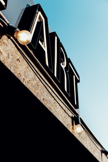 在逃生游戏里扌……